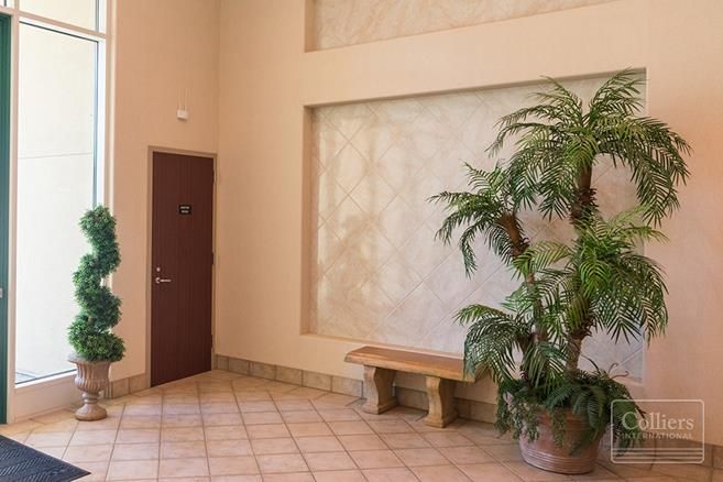 OLD EUREKA EXECUTIVE CENTER: 2701 Old Eureka Way, Redding, CA 96001